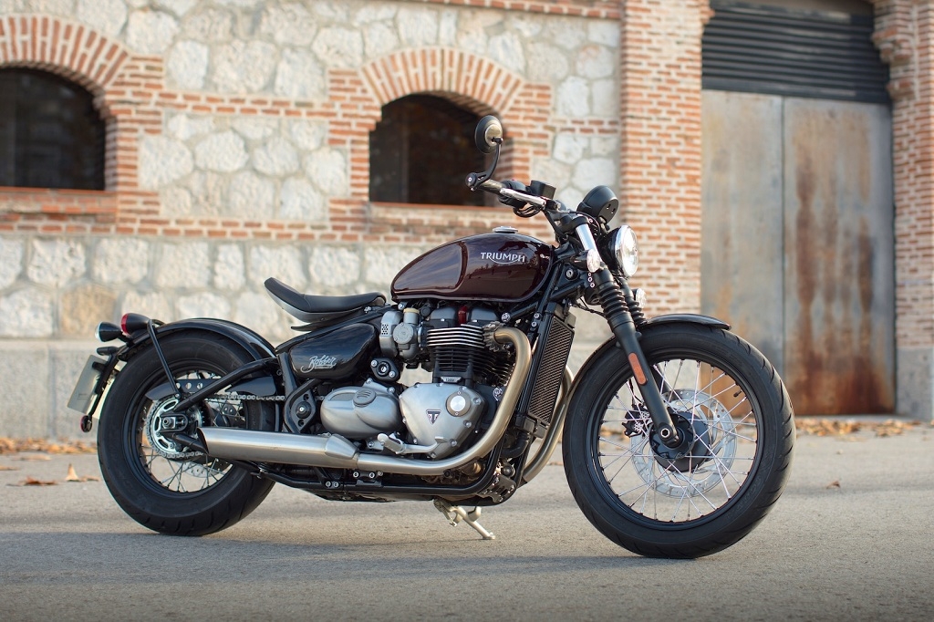 Bảng giá mô tô Triumph tháng 11/2018