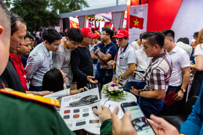 VinFast, người Việt mua xe VinFast, mua xe VinFast,
