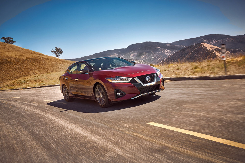 Nissan Maxima 2019, Nissan Maxima 2019 ra mắt, Nissan Maxima 2019 có gì đặc biệt,
