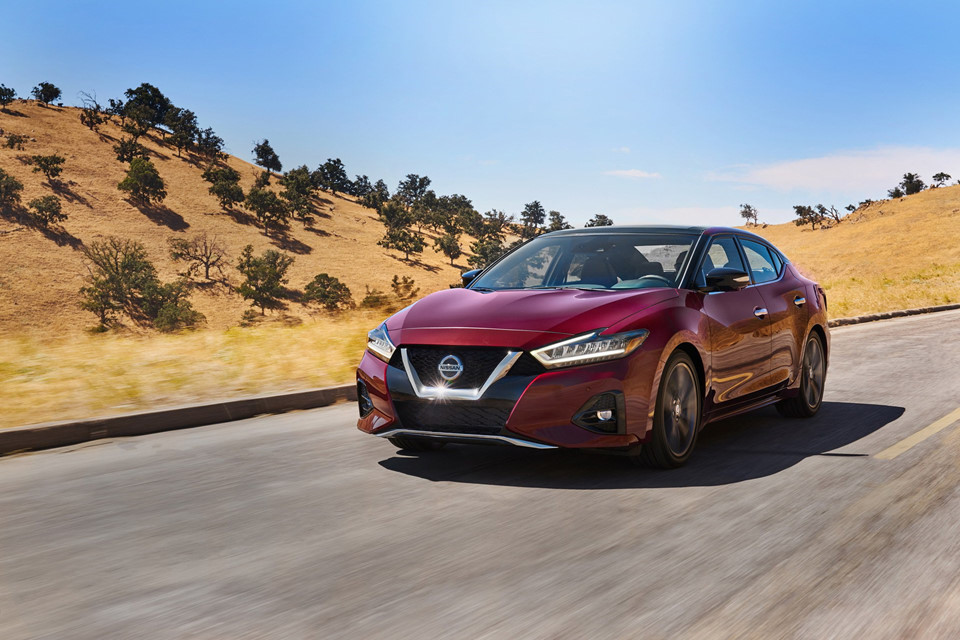Nissan Maxima 2019, Nissan Maxima 2019 ra mắt, Nissan Maxima 2019 có gì đặc biệt,