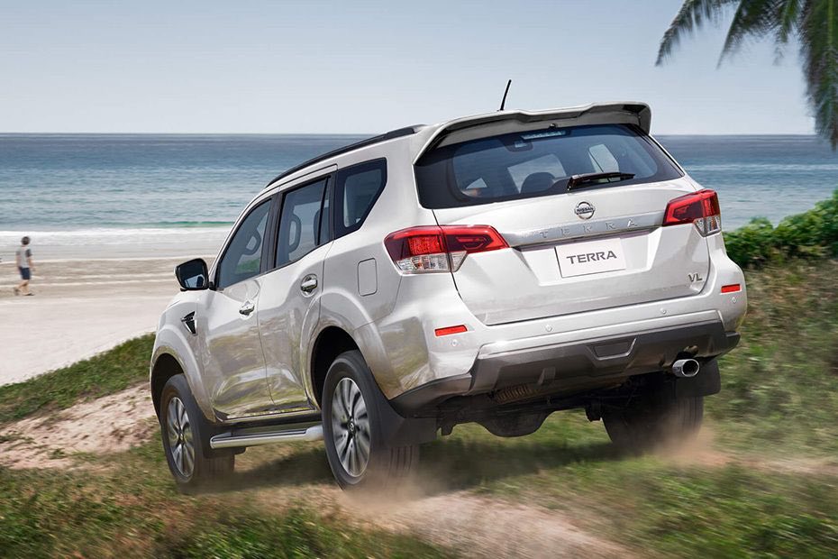 Nissan Terra, Nissan Terra ra mắt, Nissan Terra giá bao nhiêu,