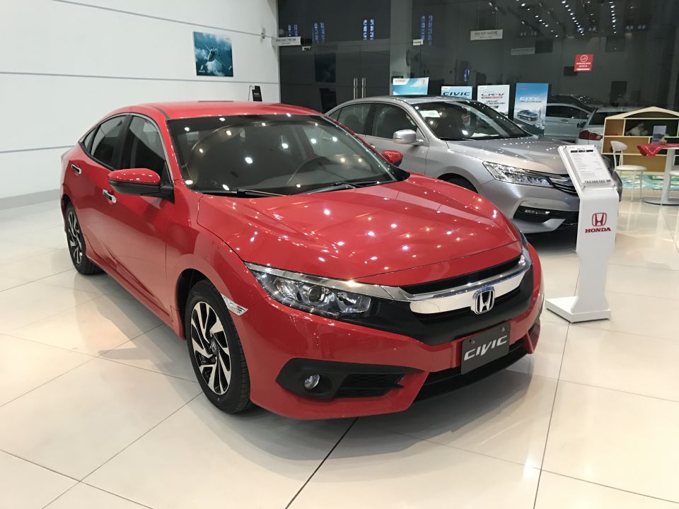 Xe hạng C, Mua xe hạng C, 5 mẫu xe hạng C,