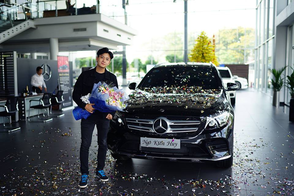 Ca sĩ Việt mua Mercedes-Benz, Sao Việt mua Mercedes-Benz, Mercedes-Benz,
