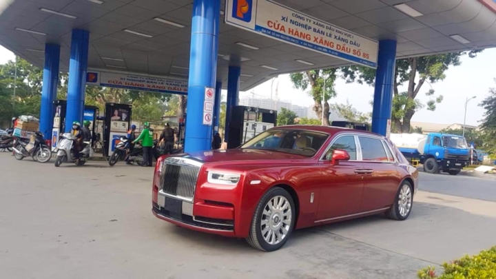 Rolls-Royce Phantom VIII, Rolls-Royce Phantom VIII tại Việt Nam, Ngắm Rolls-Royce Phantom VIII,