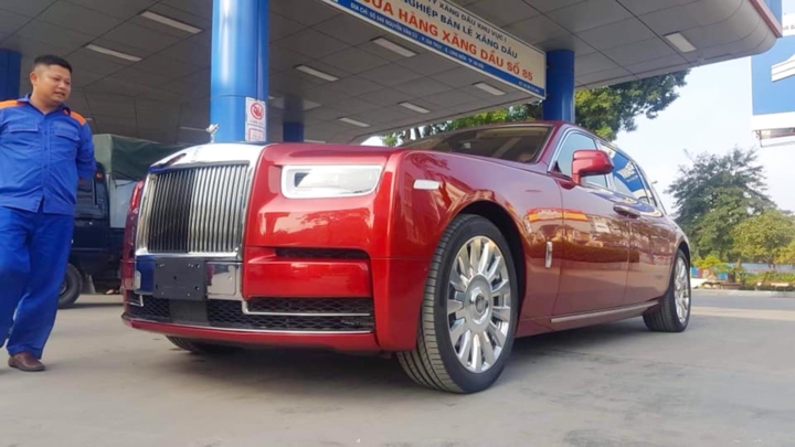 Rolls-Royce Phantom VIII, Rolls-Royce Phantom VIII tại Việt Nam, Ngắm Rolls-Royce Phantom VIII,