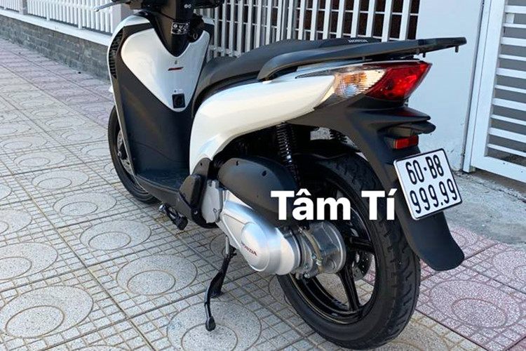 Honda SH biển ngũ quý, Honda SH đắt ngang Toyota Camry, Honda SH biển đẹp,