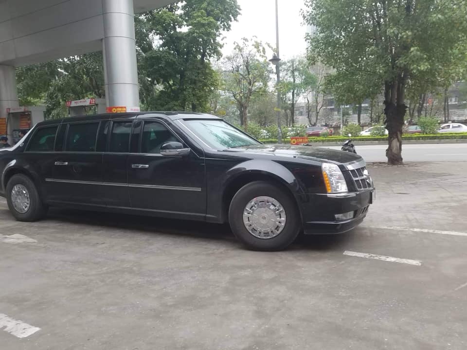 Dàn xe Quái thú của Donald Trump, Dàn xe Quái thú lăn bánh ở Hà Nội, Dàn xe Quái thú,