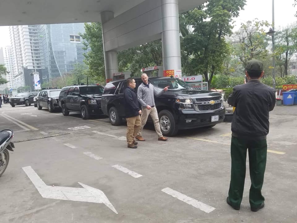 Dàn xe Quái thú của Donald Trump, Dàn xe Quái thú lăn bánh ở Hà Nội, Dàn xe Quái thú,