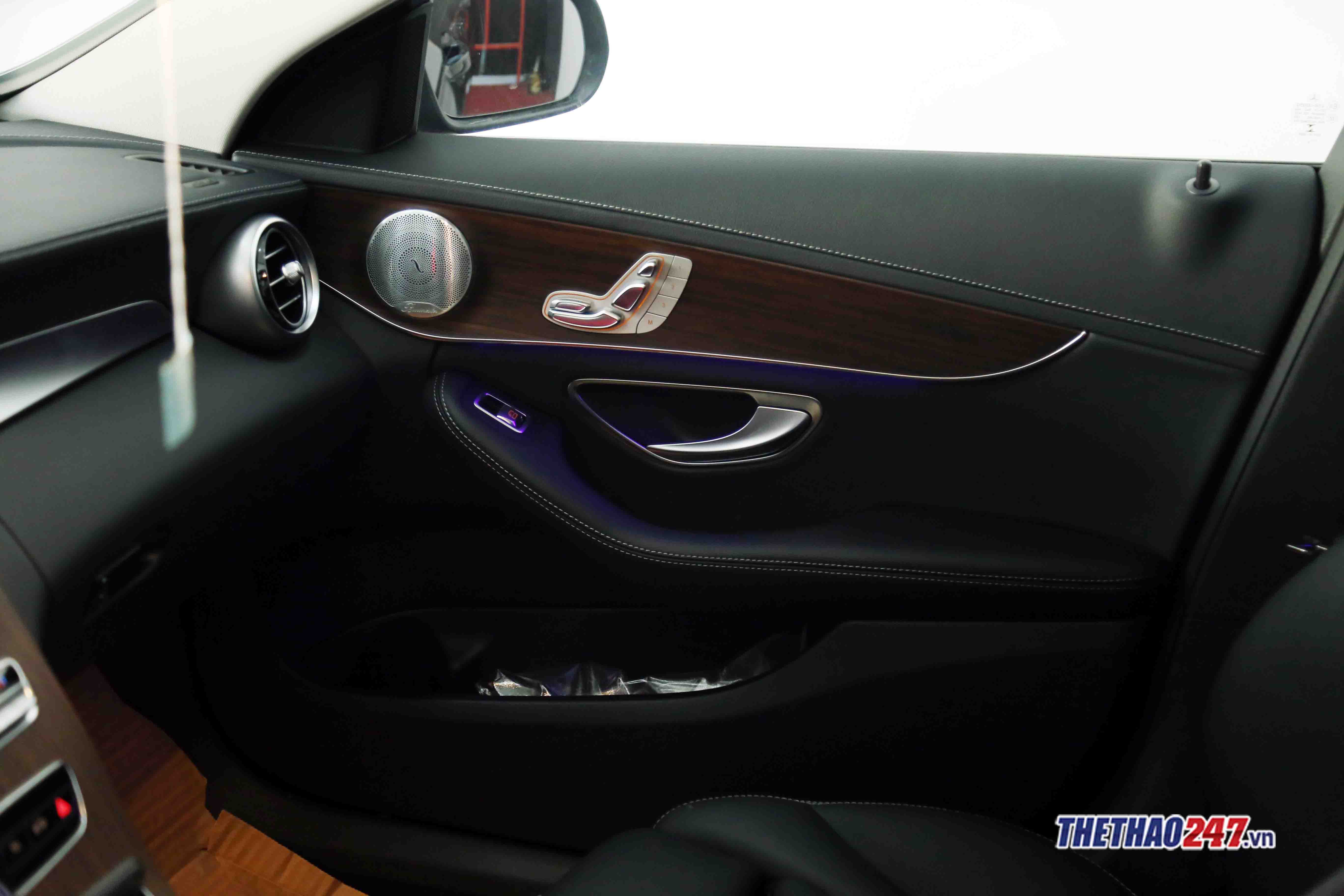 Chi tiết Mercedes-Benz C200 Exclusive, Chi tiết C200 Exclusive 2019, Mercedes-Benz C200 Exclusive 2019,   