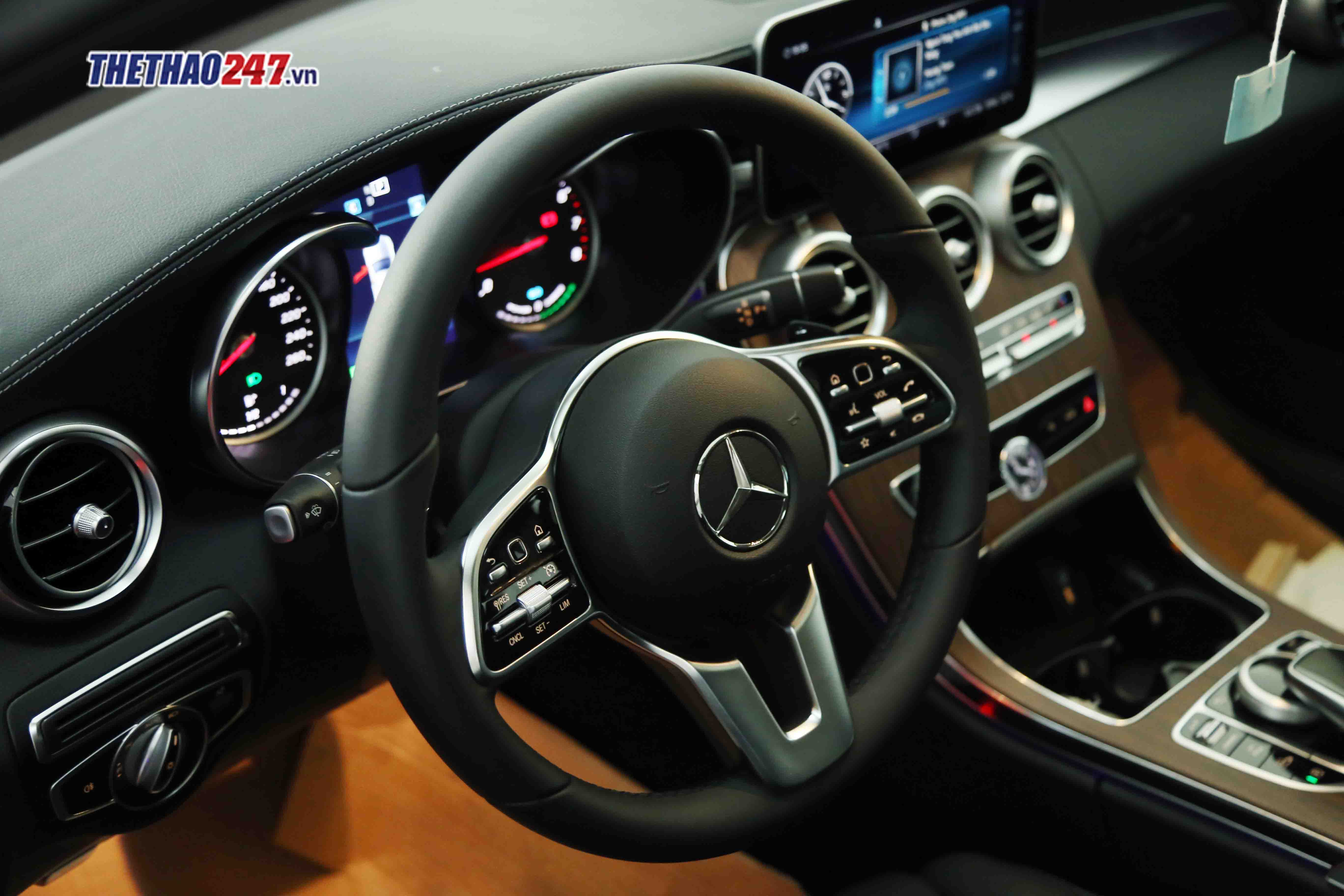 Chi tiết Mercedes-Benz C200 Exclusive, Chi tiết C200 Exclusive 2019, Mercedes-Benz C200 Exclusive 2019,   