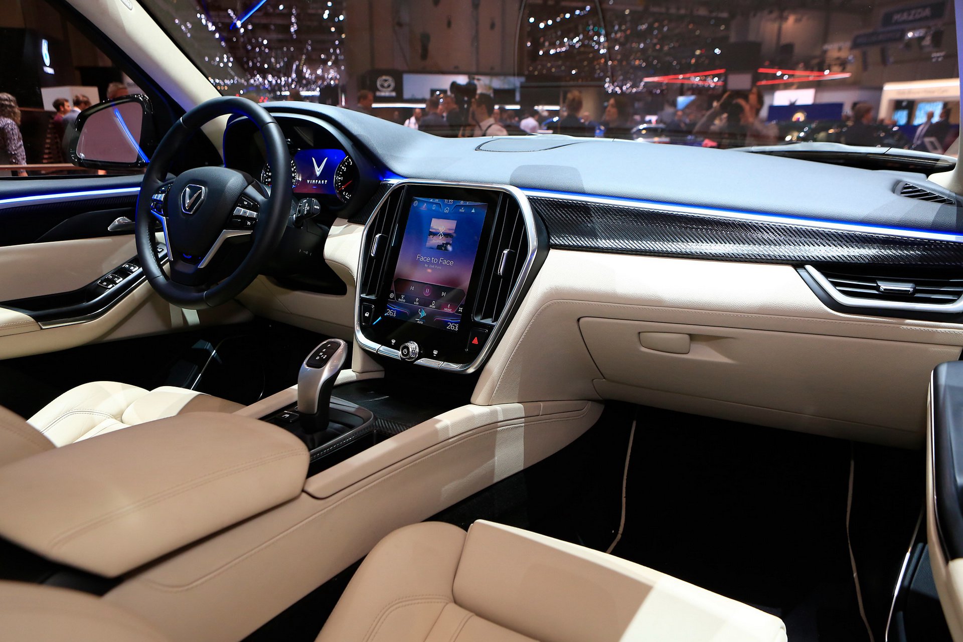 VinFast Lux V8, Geneva Motor Show 2019, Xe VinFast tại Geneva Motor Show,