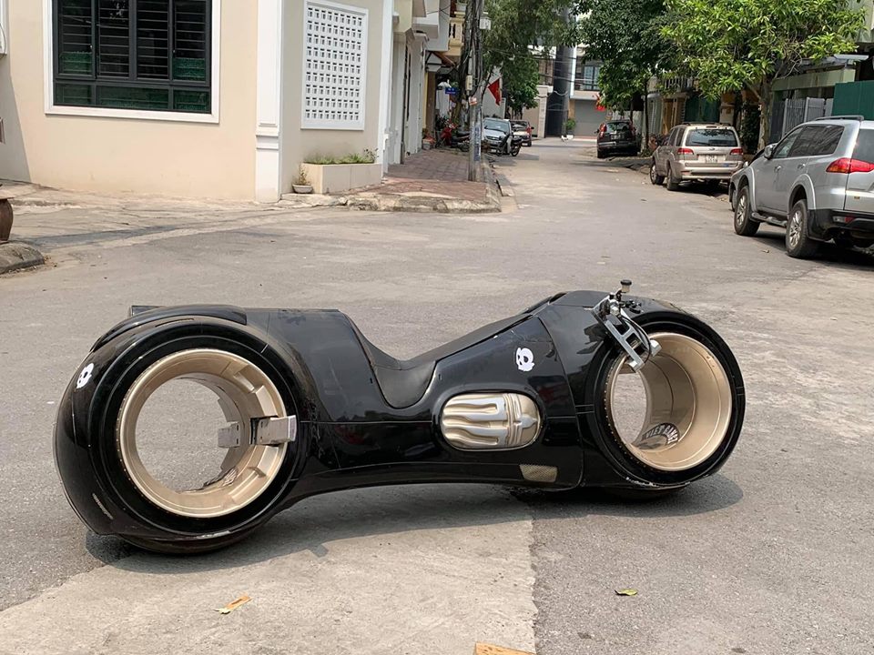 Tron Light Cycle về VN, Tron Light Cycle đầu tiên về VN, Tron Light Cycle,