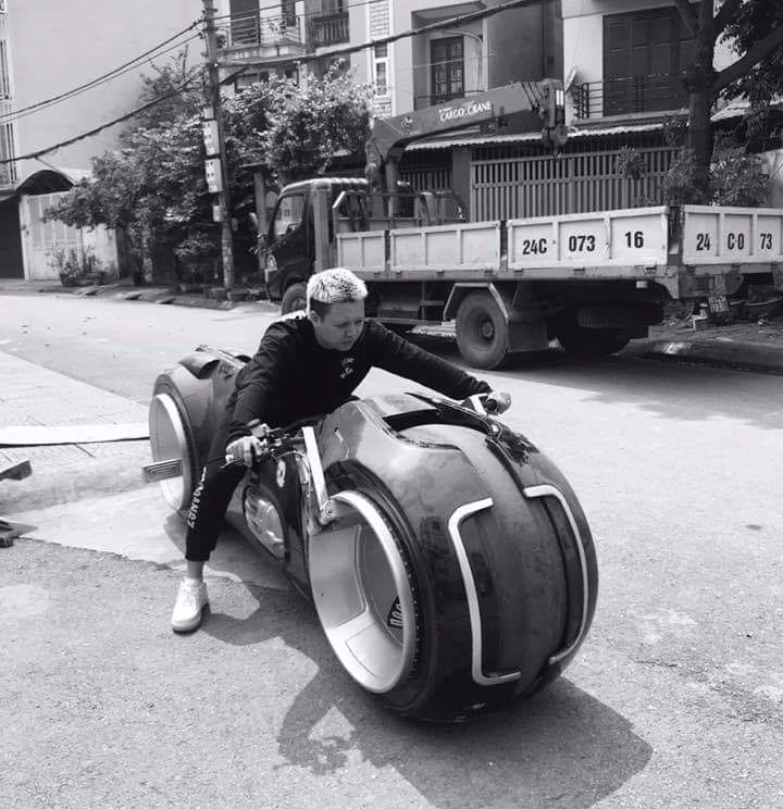 Tron Light Cycle về VN, Tron Light Cycle đầu tiên về VN, Tron Light Cycle,