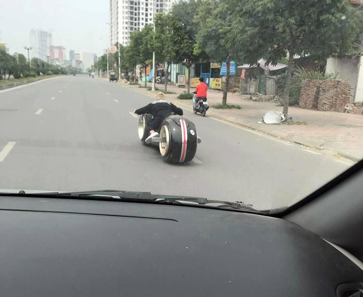 Tron Light Cycle về VN, Tron Light Cycle đầu tiên về VN, Tron Light Cycle,