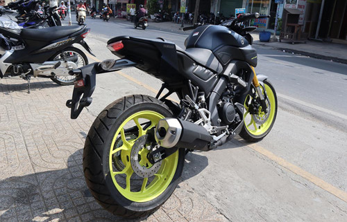 Yamaha MT-15, Yamaha MT-15 về Việt Nam, Yamaha MT-15 nhập khẩu tư nhân, 