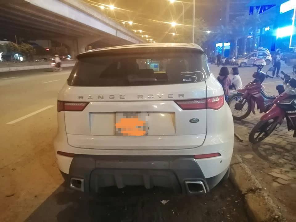Zotye Z8 bị vặt gương, Zotye Z8 nhái Ranger Rover, đạo chích vặt gương Zotye Z8,