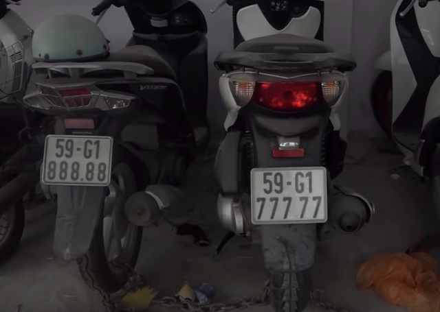 Dàn xe máy biển ngũ quý của Phúc XO, tạm giữ dàn xe ngũ quý của Phúc XO, Phúc XO, tạm giữ dàn xe khủng của Phúc XO,