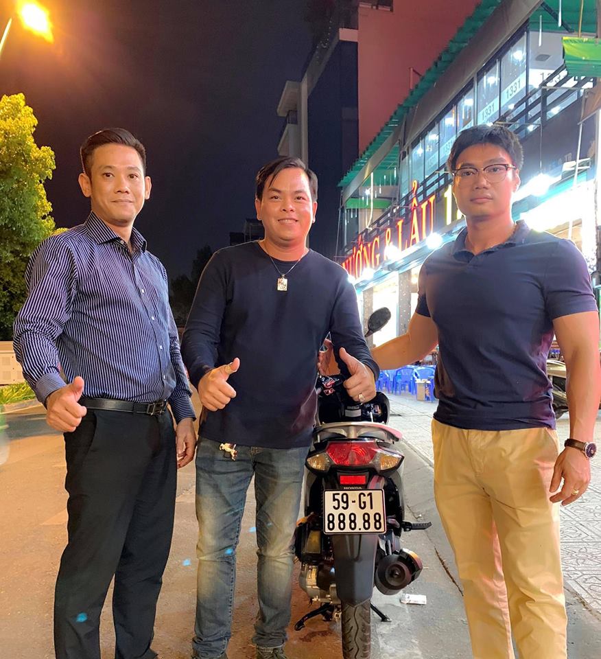 Dàn xe máy biển ngũ quý của Phúc XO, tạm giữ dàn xe ngũ quý của Phúc XO, Phúc XO, tạm giữ dàn xe khủng của Phúc XO,