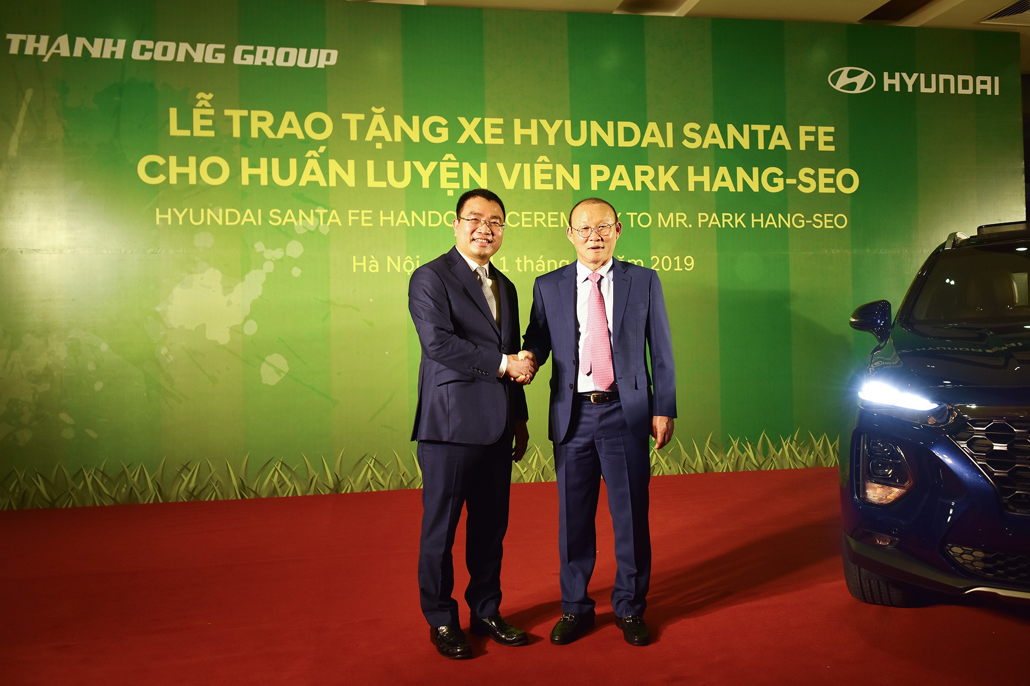 Ông Park Hang Seo được tặng Hyundai Santa Fe, Ông Park Hang Seo được tặng ô tô, Ông Park Hang Seo,