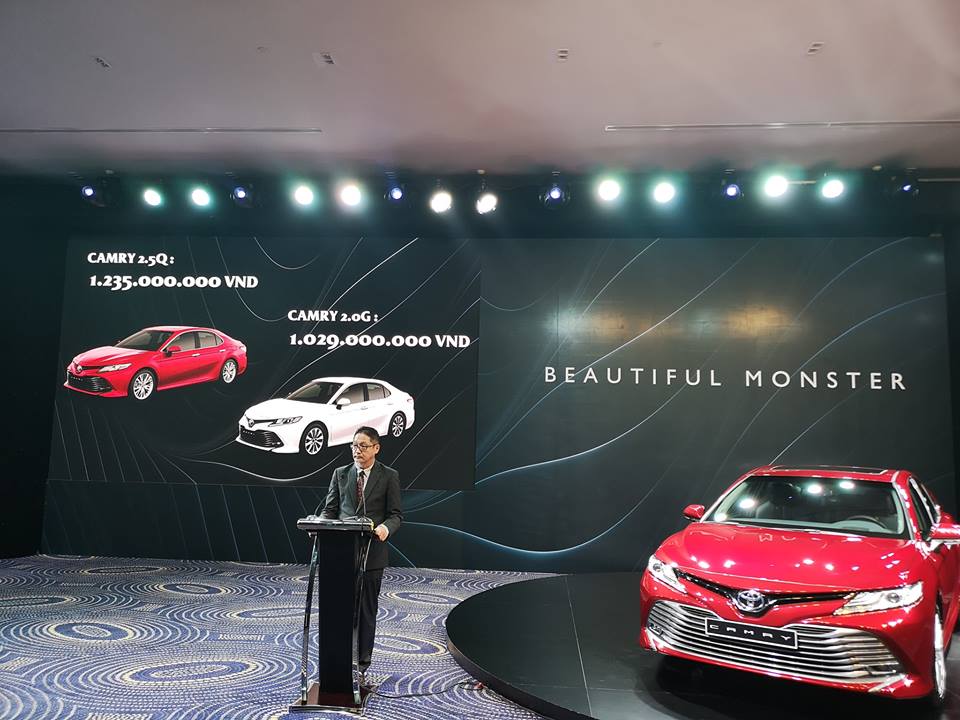 Toyota Camry 2019, Toyota Camry 2019 gây sốt với khách Việt, Vì sao Toyota Camry 2019 được quan tâm,