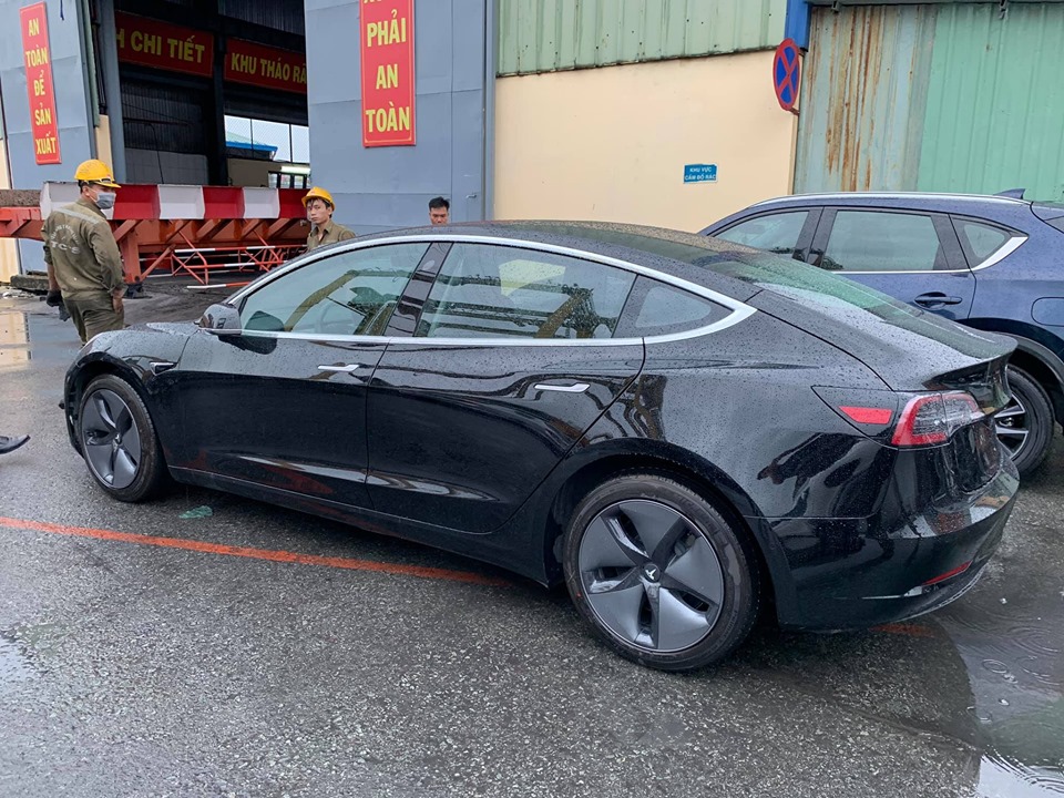 Tesla Model 3, Tesla Model 3 về Việt Nam, Chi tiết Tesla Model 3,