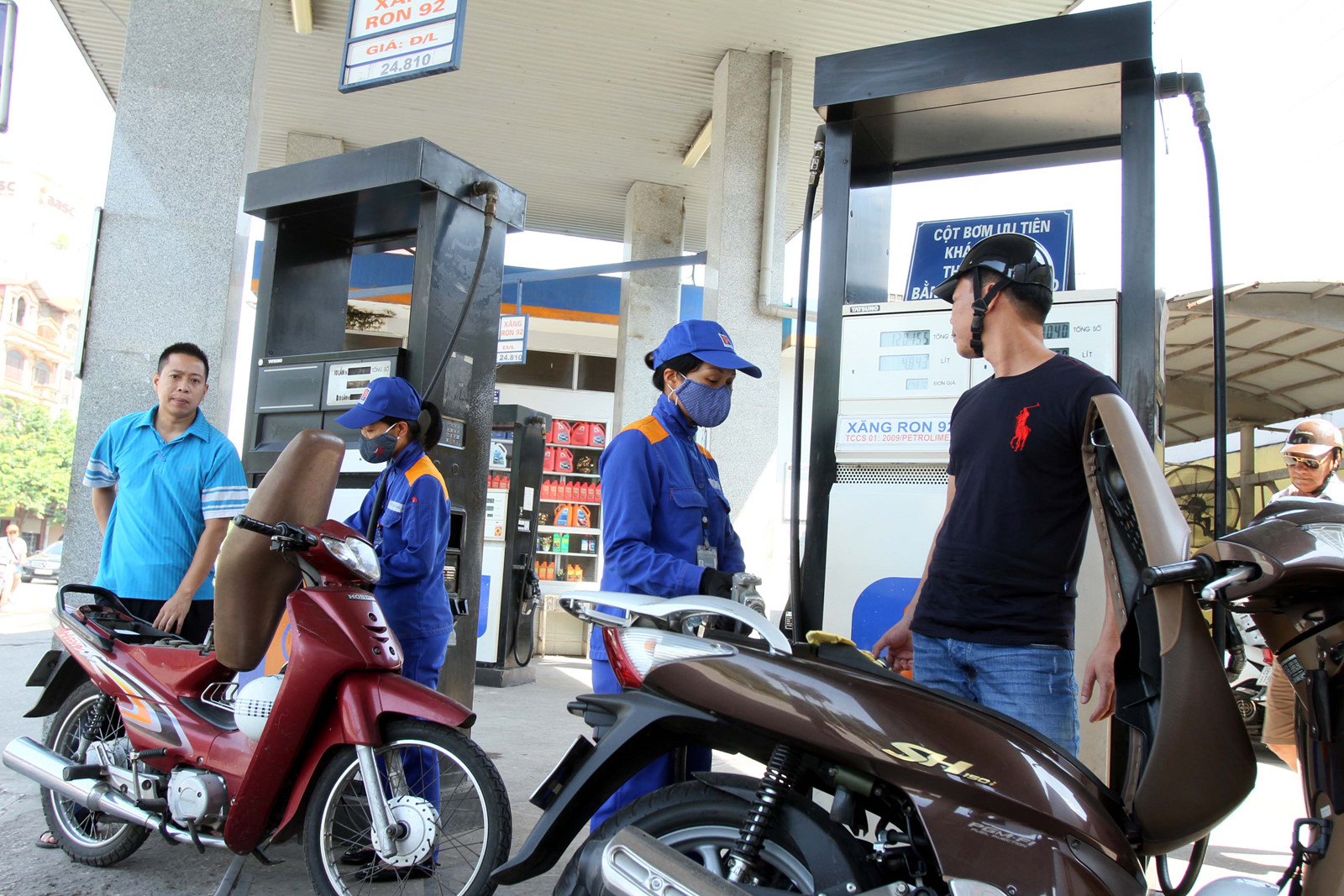 giá xăng, giá xăng hôm nay, giá xăng giảm mạnh, giá xăng giảm, 