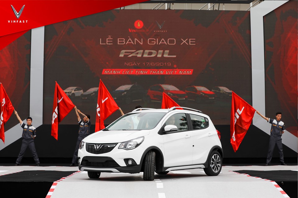 Lễ bàn giao xe VinFast Fadil, người Việt nhận xe VinFast, VinFast Fadil, 