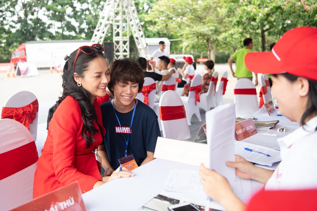 VinFast Fadil, Về nhà đi con, VinFast Fadil ra mắt,