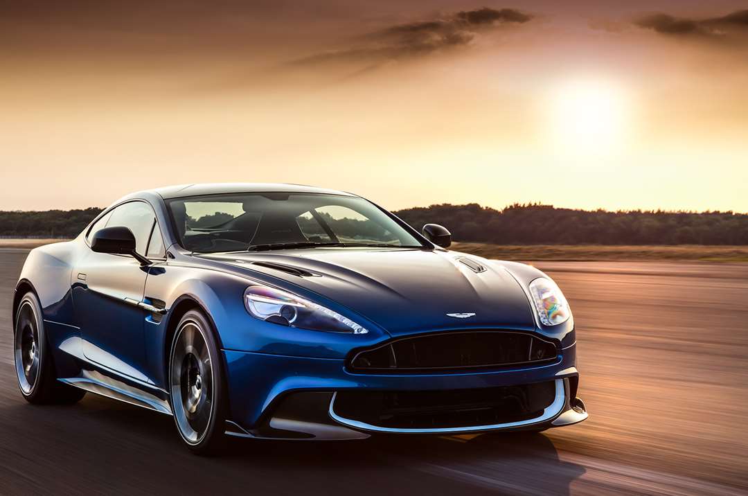 giá xe Aston Martin,bảng giá xe Aston Martin,giá xe Aston Martin Vantage,giá xe Aston Martin Vanquish,giá xe Aston Martin DB11,giá xe Aston Martin DB9 GT,giá xe Aston Martin Valkyrie,giá xe Aston Martin AM-RB003,giá xe Aston Martin tại Việt Nam