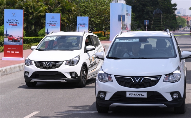 VinFast Fadil, Chi tiết xe VinFast Fadil, giá xe VinFast Fadil, VinFast Fadil được bổ sung chắn bùn, VinFast bổ sung ốp chắn bùn cho Fadil,