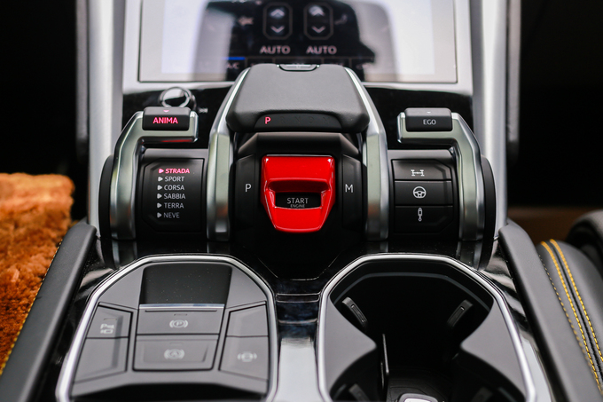 Chi tiết Lamborghini Urus, Lamborghini Urus, Lamborghini Urus giá bao nhiêu, Lamborghini Urus tại Việt Nam, đánh giá Lamborghini Urus, nội thất Lamborghini Urus, ngoại thất Lamborghini Urus, 