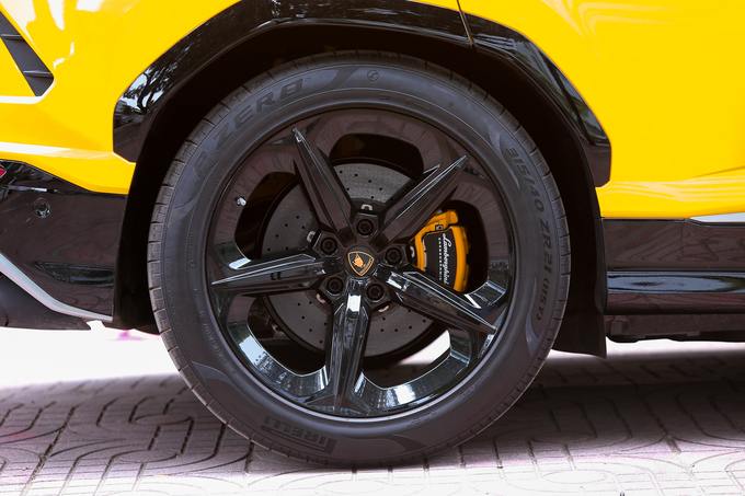 Chi tiết Lamborghini Urus, Lamborghini Urus, Lamborghini Urus giá bao nhiêu, Lamborghini Urus tại Việt Nam, đánh giá Lamborghini Urus, nội thất Lamborghini Urus, ngoại thất Lamborghini Urus, 