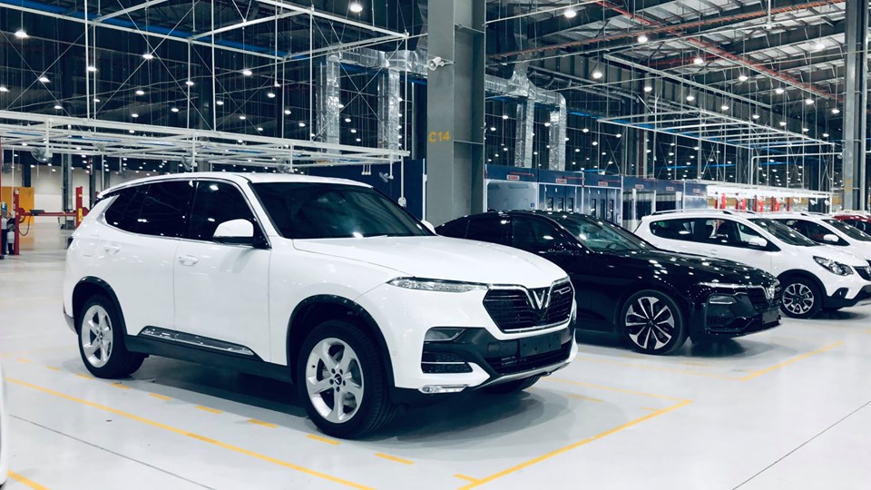 VinFast, VinFast Lux, VinFast Lux đến tay khách hàng, bàn giao xe VinFast Lux, giá xe VinFast Lux,