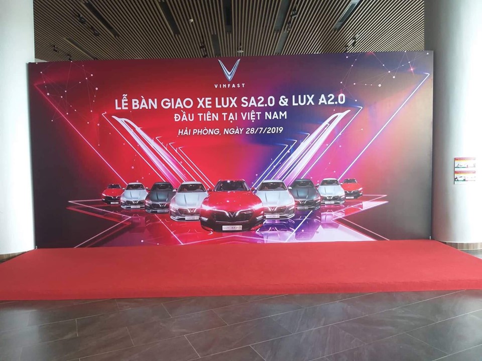 Bàn giao xe VinFast, lễ bàn giao xe VinFast, giao xe VinFast, VinFast Lux SA2.0, VinFast Lux A2.0, giá xe VinFast, 