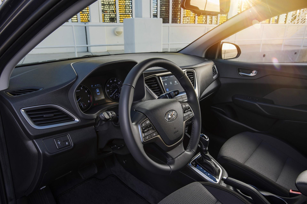Nội thất Hyundai Accent 2020