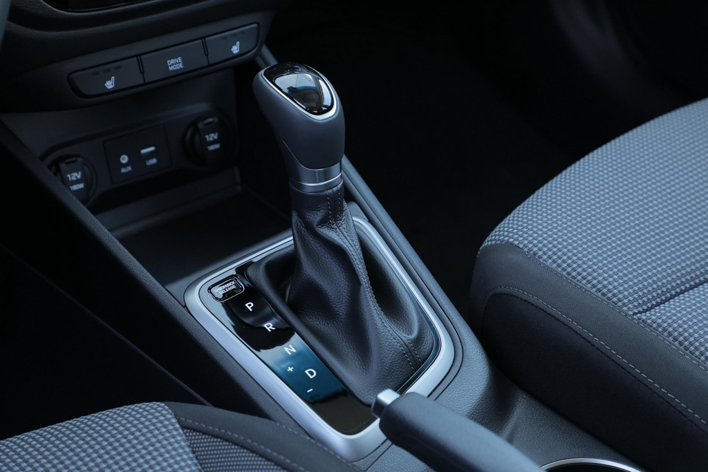 Hộp số Hyundai Accent 2020