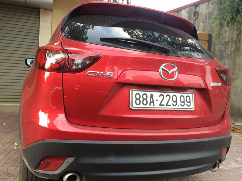 Mazda CX-5 biển số tam hoa 9 tại Vĩnh Phúc. Số 9 tượng trưng cho sự vĩnh cửu nên được rất nhiều người yêu thích.