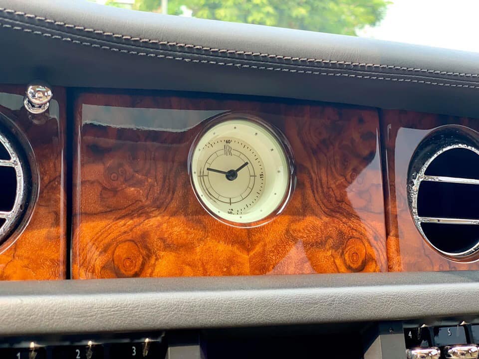 Rolls Royce Phantom ma vang