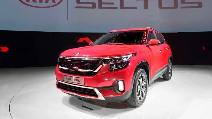 KIA Seltos ra mat