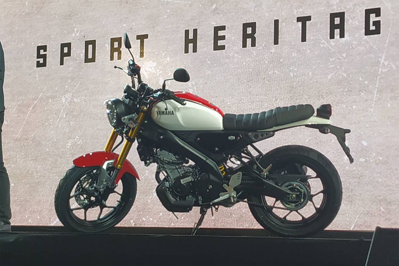 Yamaha XSR 155 ve viet nam