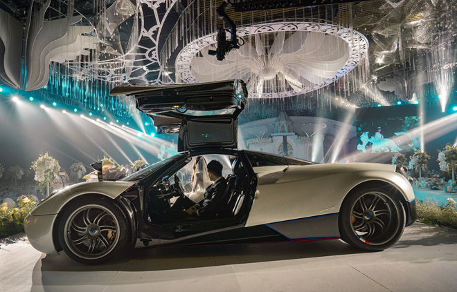 Pagani Huayra 