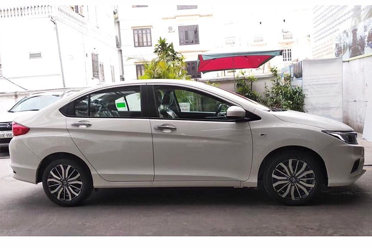 Honda City phien ban gia re