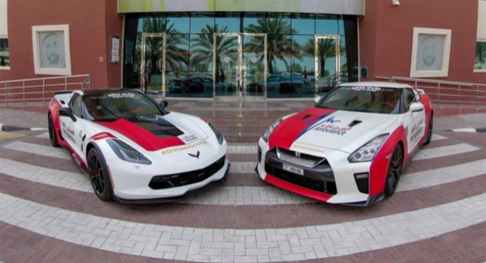 Chevrolet Corvette va Nissan GT-R 