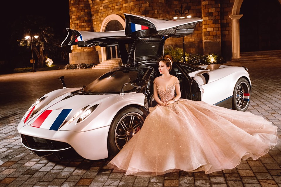 Pagani Huayra 