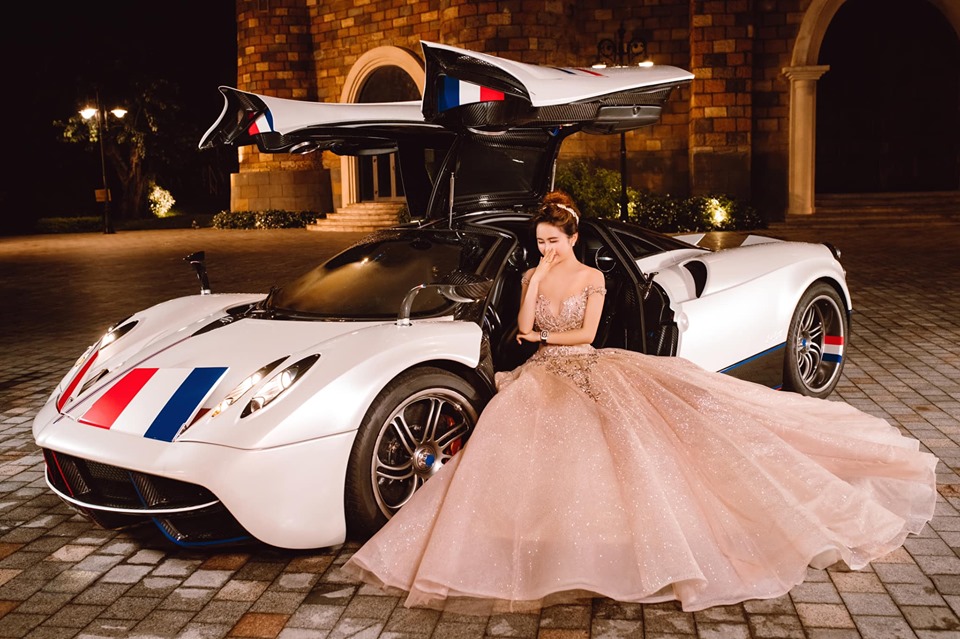 Pagani Huayra 