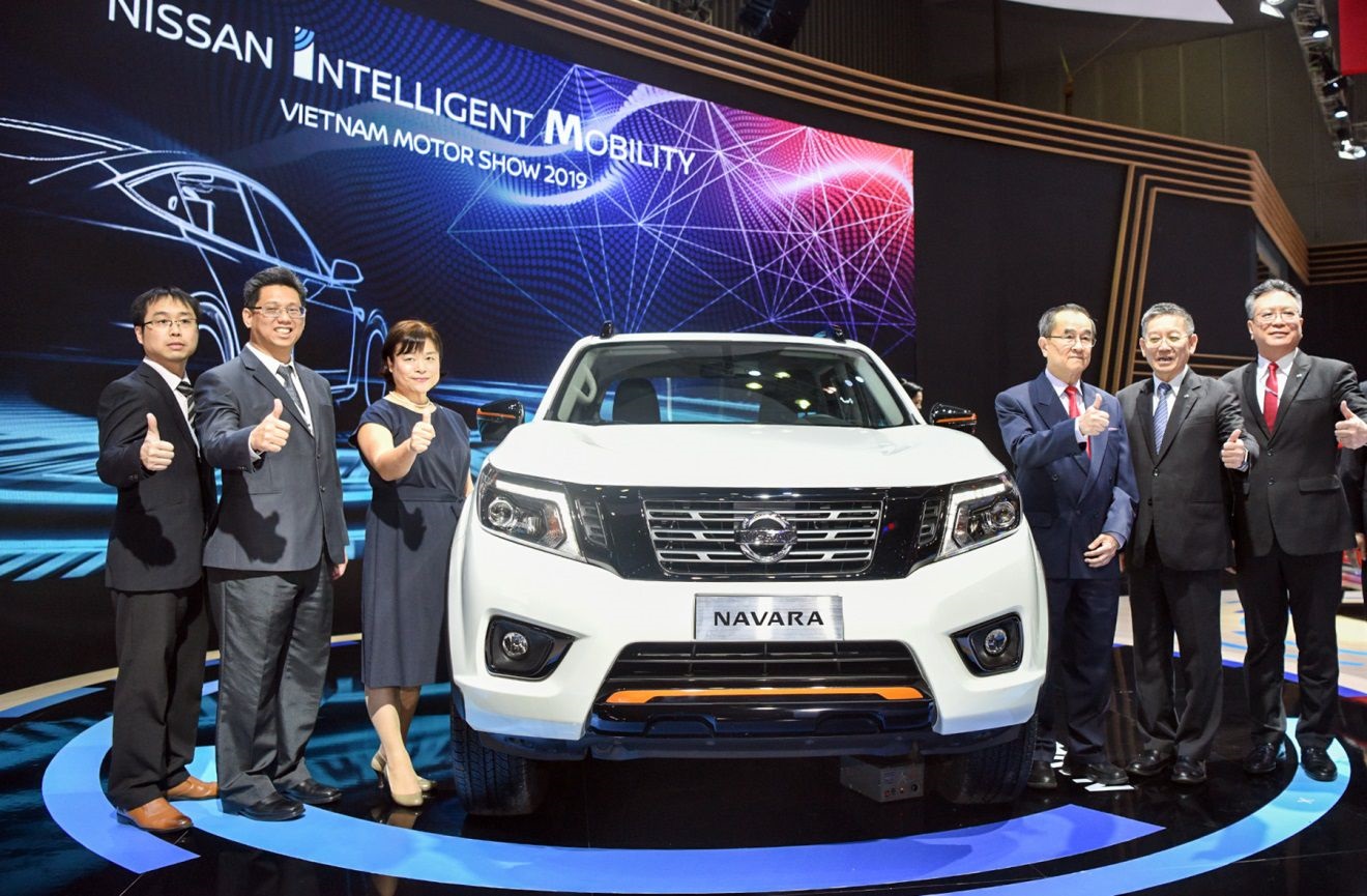 Nissan Navara Black Edition A-IVI 2019