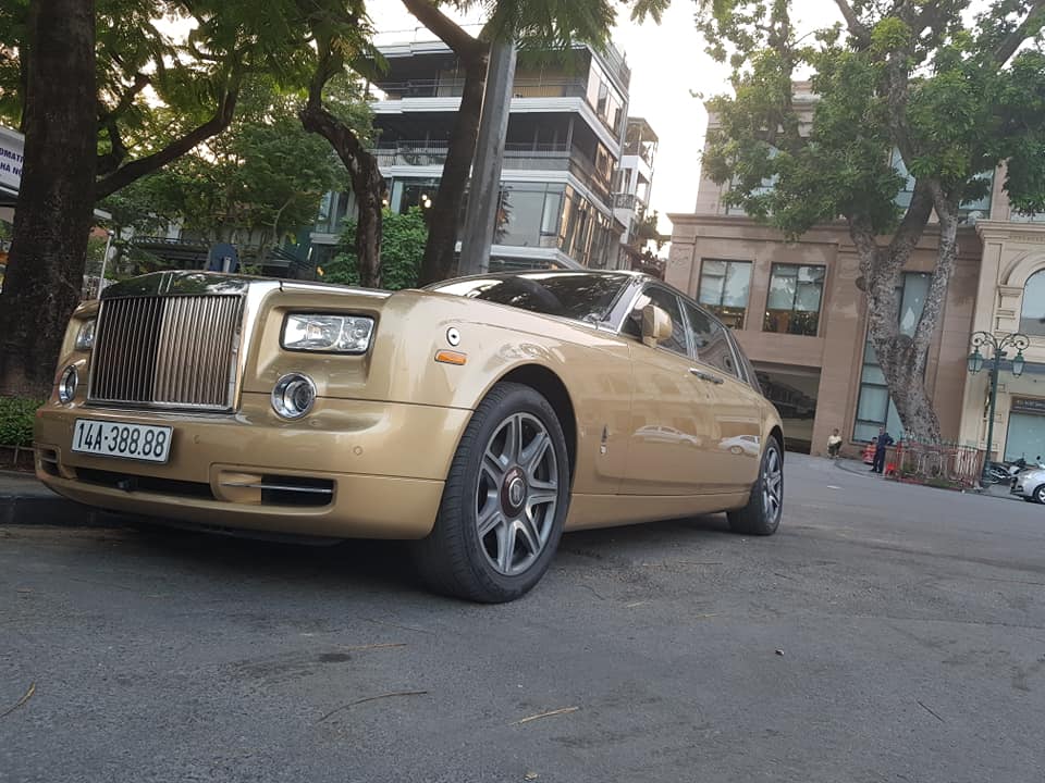 Rolls-Royce Phantom