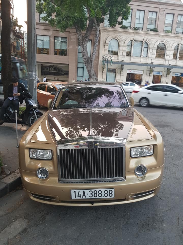 Rolls-Royce Phantom