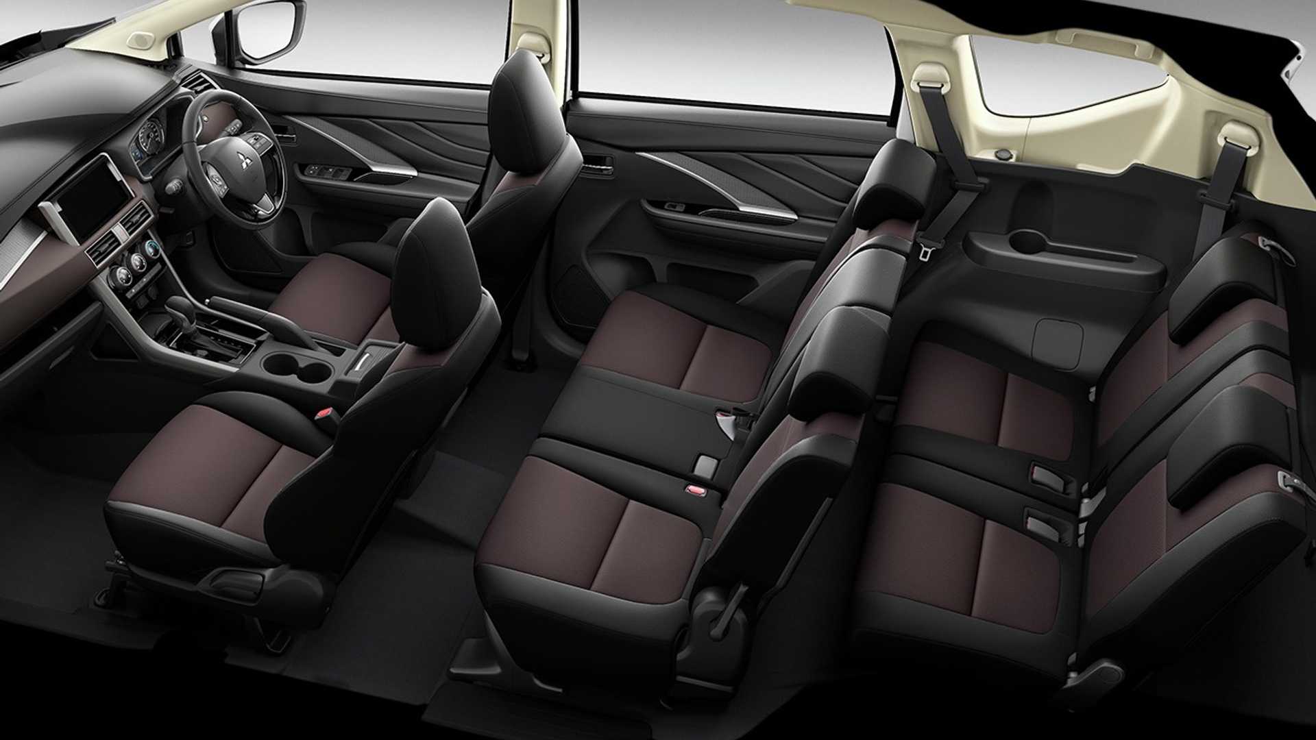 Khoang cabin xe Mitsubishi Xpander Cross