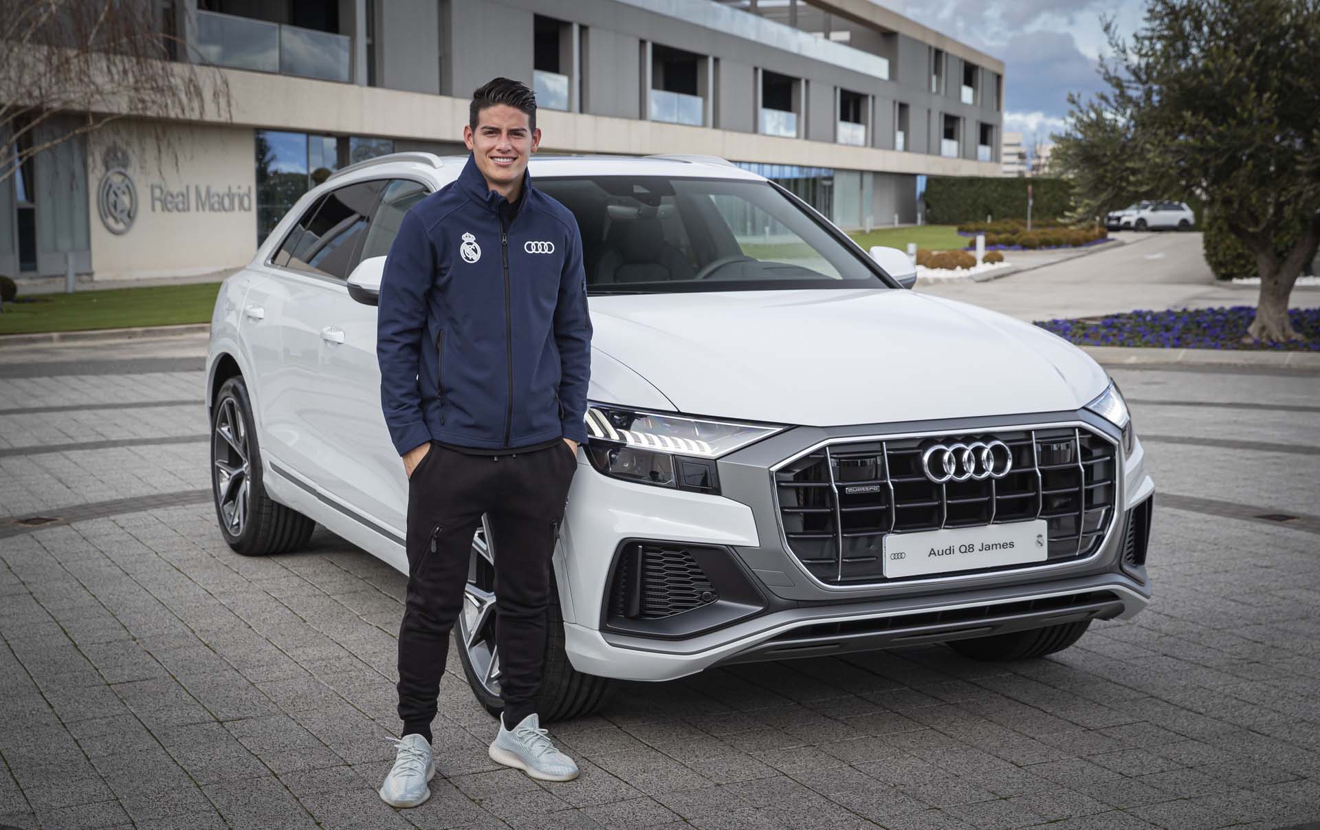 Audi tang xe cho Real Madrid